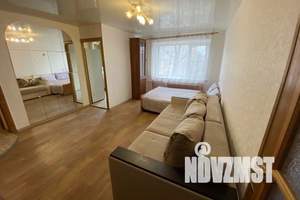 2-к квартира, посуточно, 45м2, 2/5 этаж