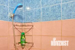 Студия квартира, посуточно, 36м2, 1/5 этаж