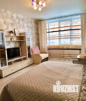 1-к квартира, посуточно, 35м2, 3/5 этаж