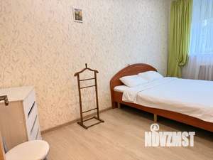 3-к квартира, посуточно, 54м2, 1/2 этаж