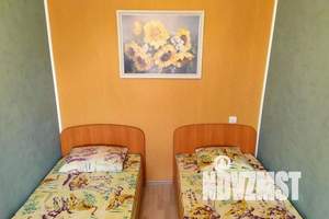 2-к квартира, посуточно, 45м2, 5/5 этаж