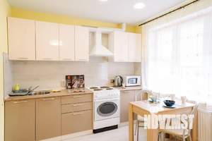 Студия квартира, посуточно, 36м2, 1/9 этаж