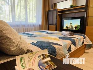 1-к квартира, посуточно, 325м2, 1/1 этаж