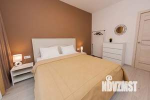 1-к квартира, посуточно, 42м2, 4/4 этаж