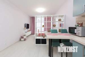 Студия квартира, посуточно, 34м2, 4/18 этаж