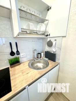 2-к квартира, посуточно, 42м2, 4/25 этаж