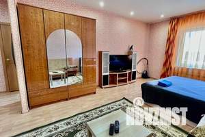 1-к квартира, посуточно, 42м2, 15/18 этаж