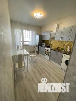 1-к квартира, посуточно, 42м2, 3/22 этаж