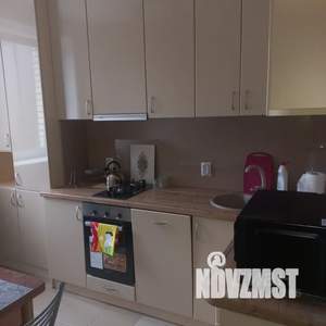 1-к квартира, посуточно, 34м2, 2/3 этаж