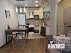 Студия квартира, посуточно, 35м2, 1/3 этаж