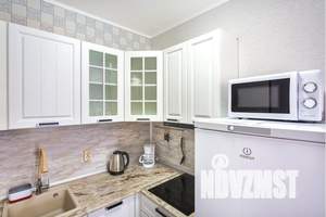 2-к квартира, посуточно, 42м2, 19/25 этаж