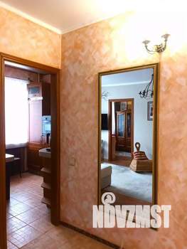 2-к квартира, посуточно, 42м2, 1/1 этаж