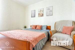 1-к квартира, посуточно, 52м2, 1/1 этаж