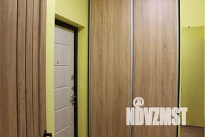 1-к квартира, посуточно, 37м2, 8/10 этаж