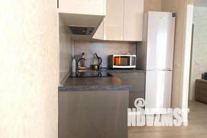 1-к квартира, посуточно, 30м2, 10/25 этаж