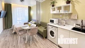 Студия квартира, посуточно, 32м2, 2/9 этаж