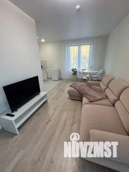 1-к квартира, посуточно, 39м2, 2/17 этаж