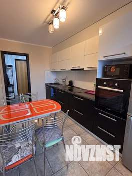 1-к квартира, посуточно, 38м2, 2/6 этаж