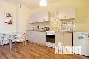 1-к квартира, посуточно, 34м2, 8/19 этаж