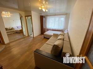 2-к квартира, посуточно, 45м2, 2/5 этаж