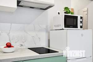 Студия квартира, посуточно, 13м2, 7/17 этаж