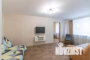 2-к квартира, посуточно, 45м2, 1/5 этаж
