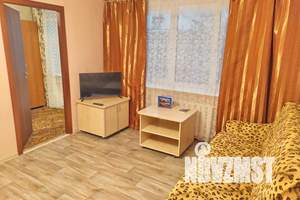 2-к квартира, посуточно, 45м2, 5/5 этаж