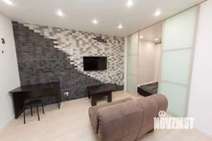 1-к квартира, посуточно, 35м2, 18/21 этаж