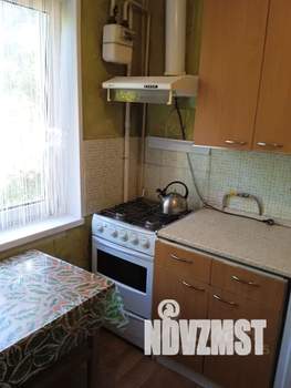1-к квартира, посуточно, 31м2, 3/5 этаж