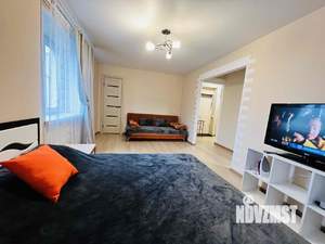 1-к квартира, посуточно, 32м2, 1/1 этаж