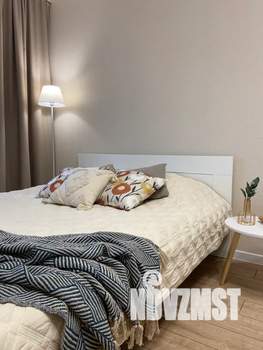 1-к квартира, посуточно, 37м2, 7/10 этаж