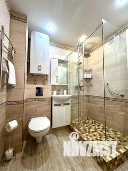 1-к квартира, посуточно, 40м2, 4/9 этаж