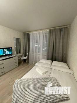 1-к квартира, посуточно, 38м2, 1/1 этаж