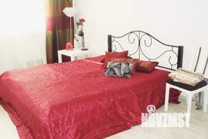 1-к квартира, посуточно, 35м2, 9/9 этаж