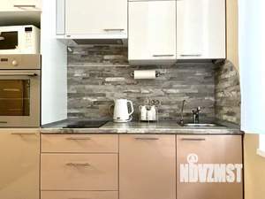 2-к квартира, посуточно, 56м2, 1/1 этаж