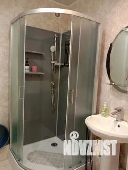 Студия квартира, посуточно, 37м2, 1/3 этаж