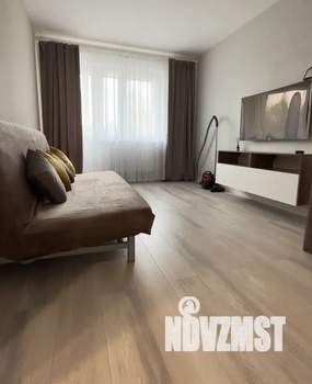 1-к квартира, посуточно, 36м2, 4/9 этаж