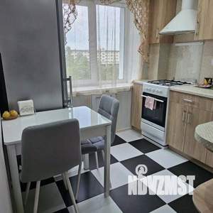 2-к квартира, посуточно, 48м2, 1/1 этаж