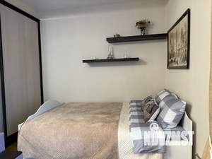 Студия квартира, посуточно, 35м2, 1/3 этаж