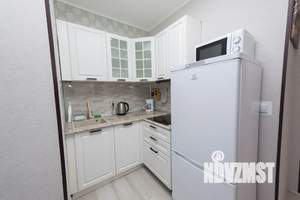 1-к квартира, посуточно, 42м2, 19/25 этаж