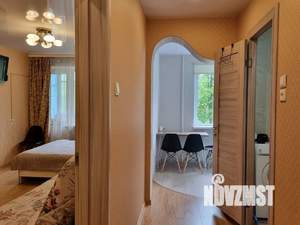 1-к квартира, посуточно, 36м2, 2/9 этаж