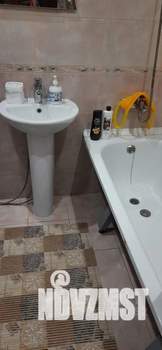 Студия квартира, посуточно, 38м2, 12/19 этаж