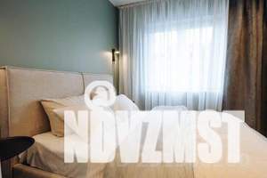 1-к квартира, посуточно, 43м2, 7/25 этаж