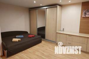 1-к квартира, посуточно, 32м2, 3/5 этаж