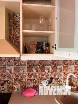 Студия квартира, посуточно, 28м2, 1/5 этаж