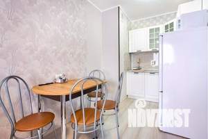 2-к квартира, посуточно, 42м2, 19/25 этаж