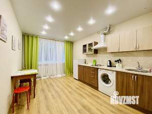 1-к квартира, посуточно, 47м2, 1/1 этаж