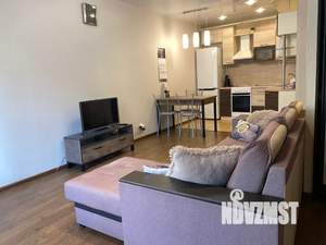 Студия квартира, посуточно, 35м2, 1/3 этаж