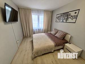 2-к квартира, посуточно, 47м2, 17/18 этаж