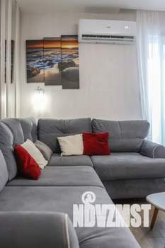 Студия квартира, посуточно, 39м2, 7/12 этаж